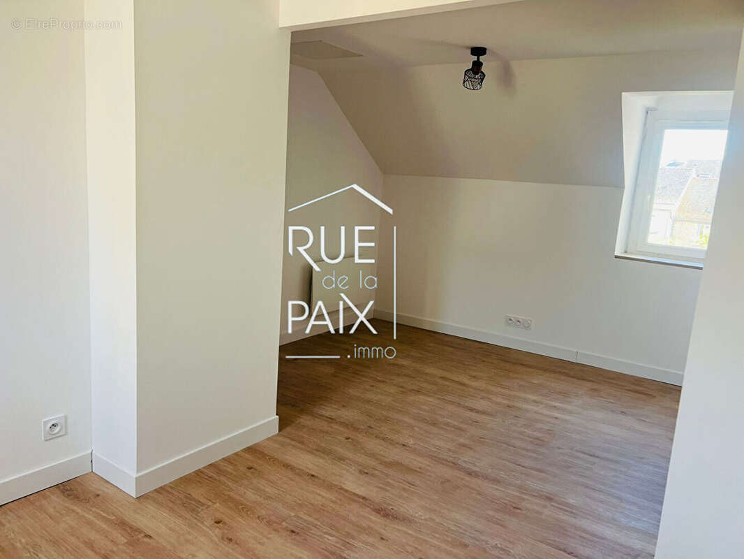 Maison à CHATELLERAULT