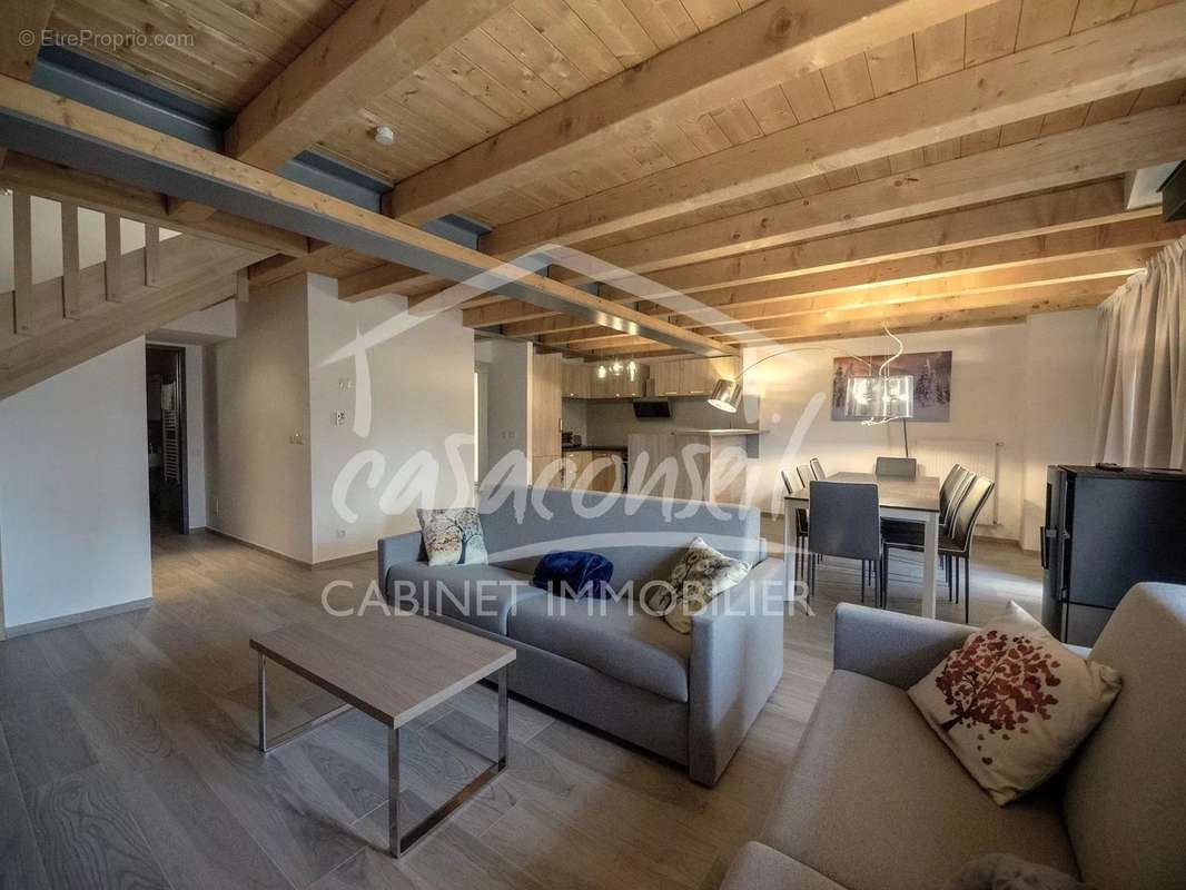 Appartement à COMBLOUX