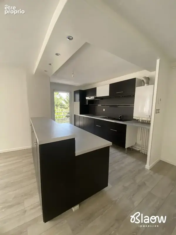 Appartement 3 pièces 74 m² à vendre à Lyon-8e (69008) - photo 2
