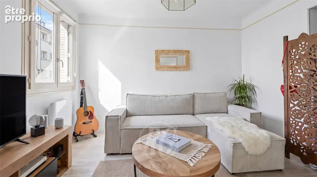 Appartement T2/T3 lumineux avec Box & Cave - photo 3