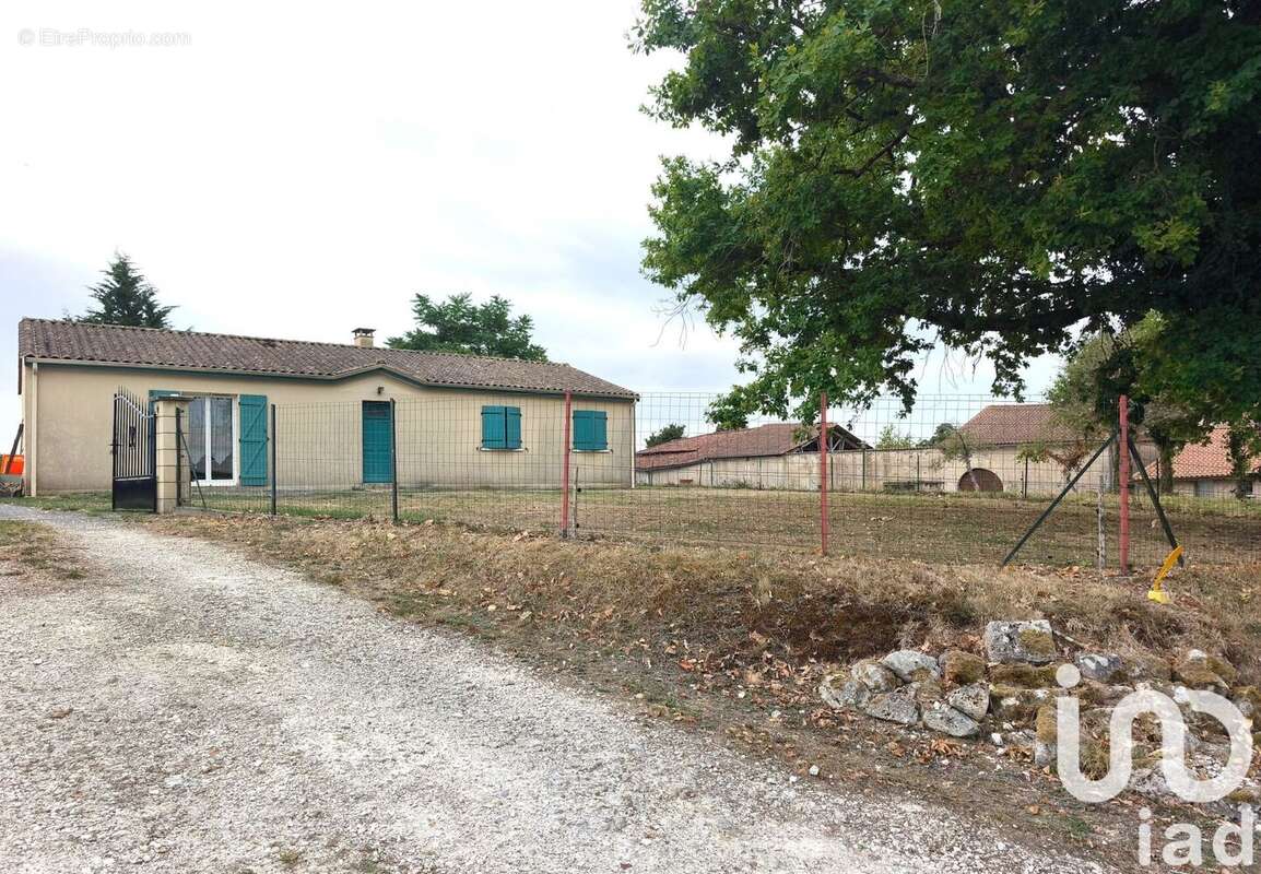 Maison 111 m² à Sauvignac  - photo 3