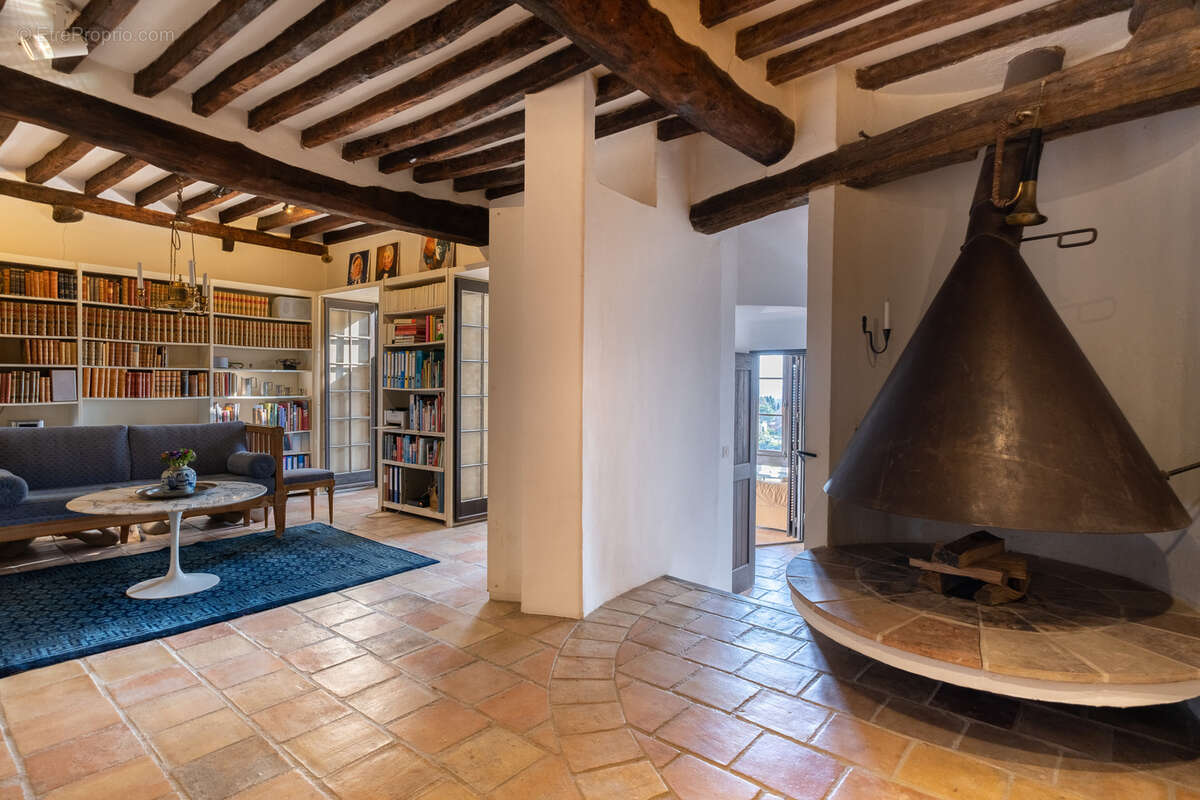 Maison à CAGNES-SUR-MER