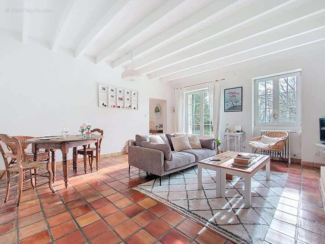 Photo 2 - Maison à LARUSCADE