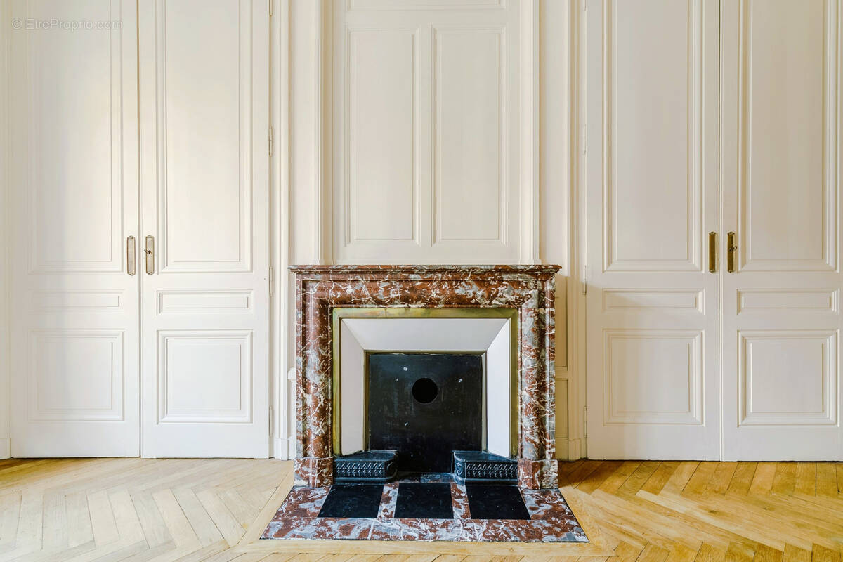 Appartement à LYON-6E