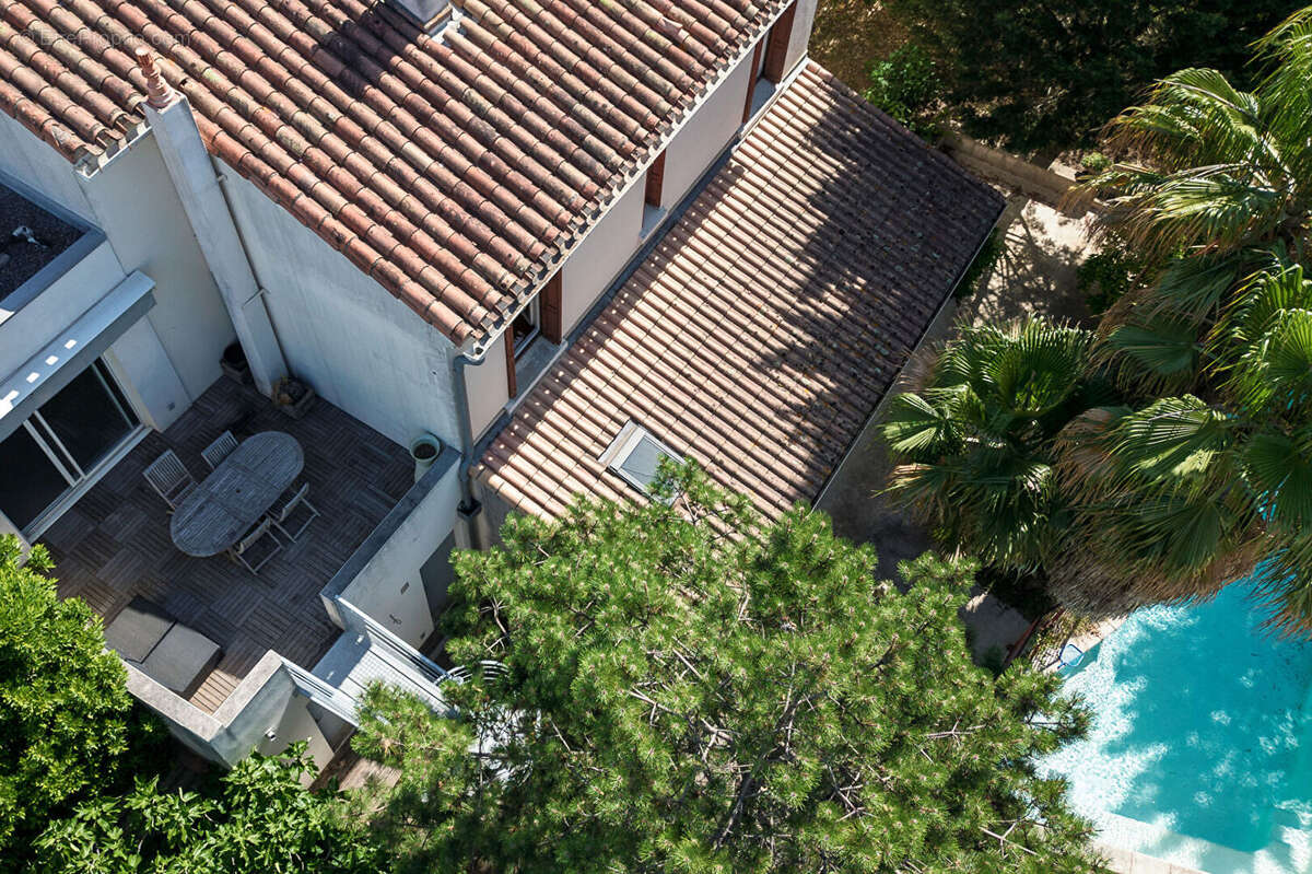 CARCASSONNE - PASTEUR Villa T9 272m² (207m² hab.) avec guest house, piscine, jardin, garage, et pool house - photo 2
