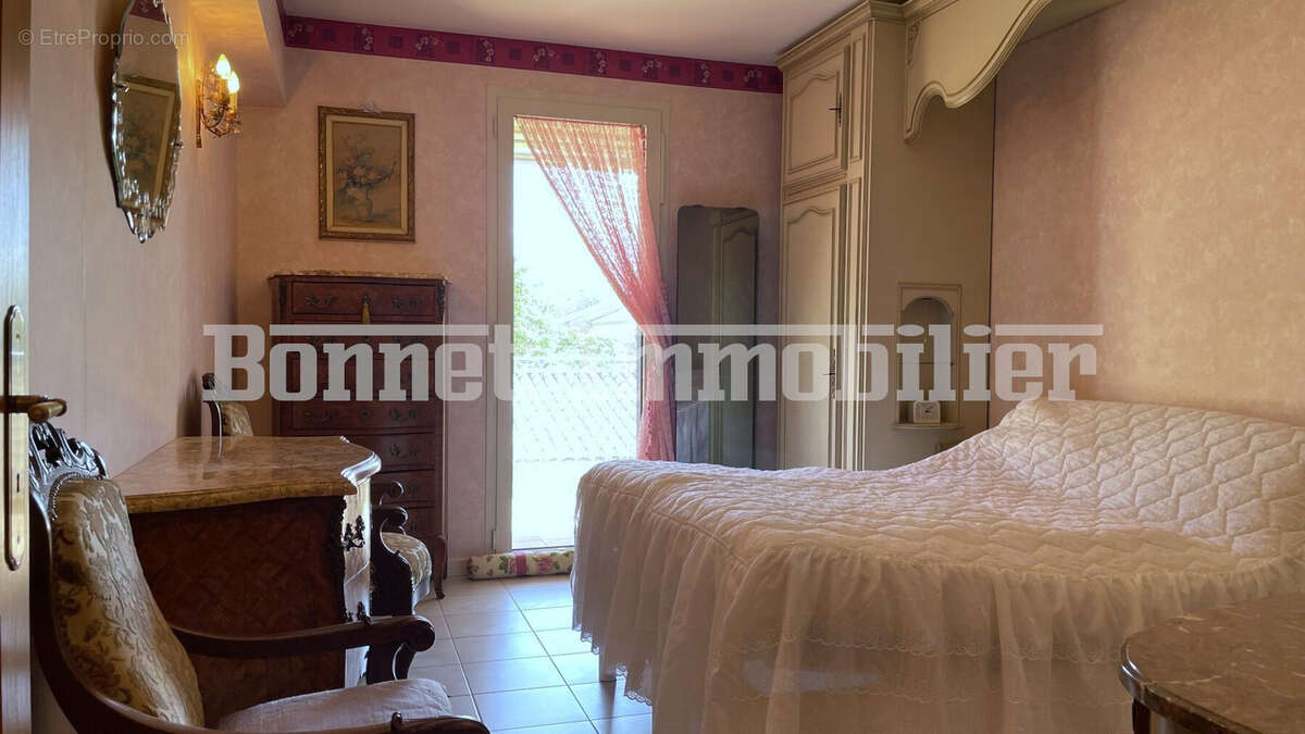 Appartement à NYONS