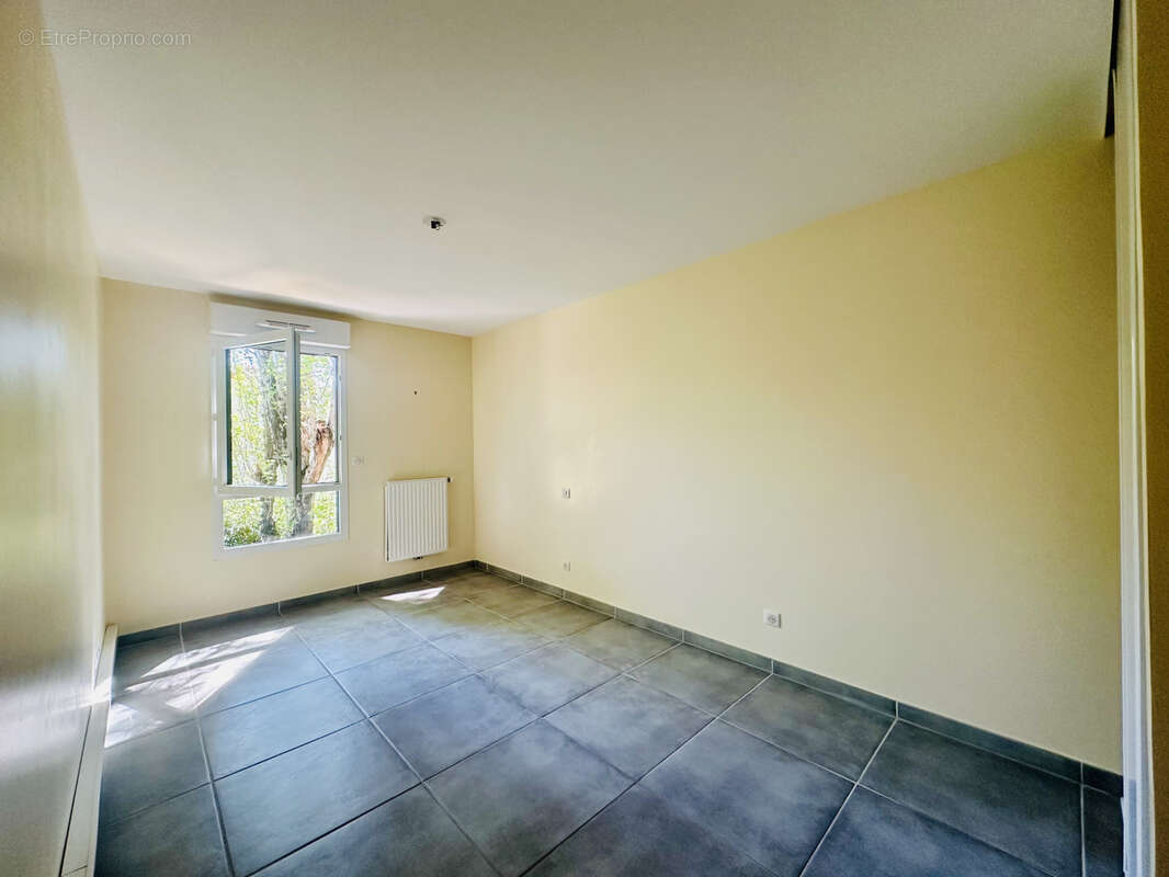 Appartement à LATTES