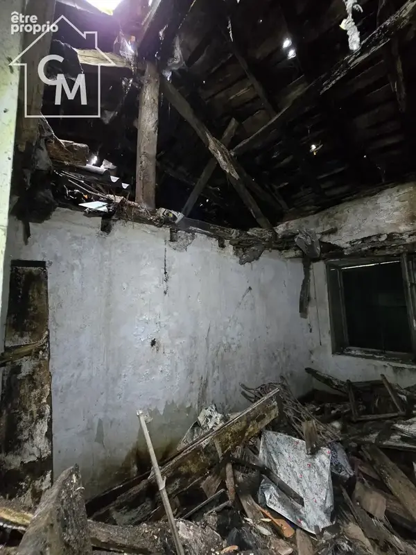 Maison à réhabiliter entièrement + parcelles de terrain - photo 8