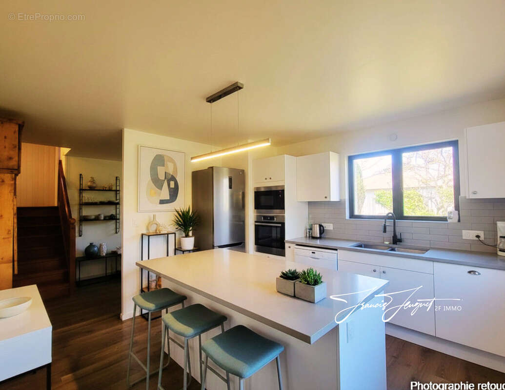 Maison à SAINT-JORIOZ