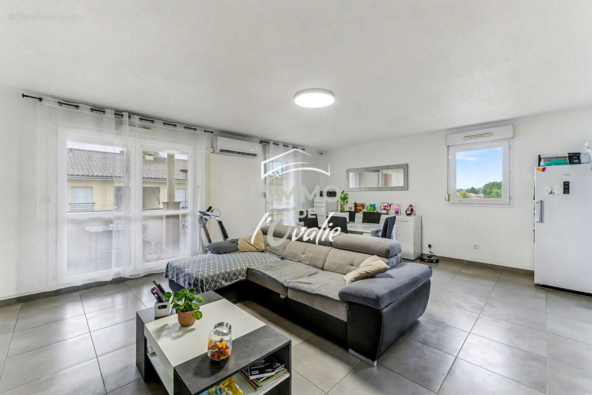 Appartement à FRONTON