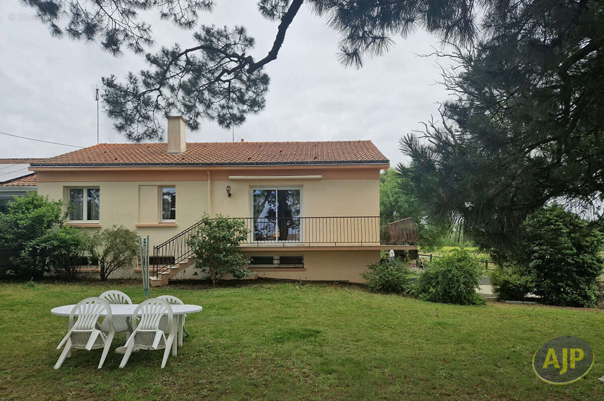 Maison à GORGES