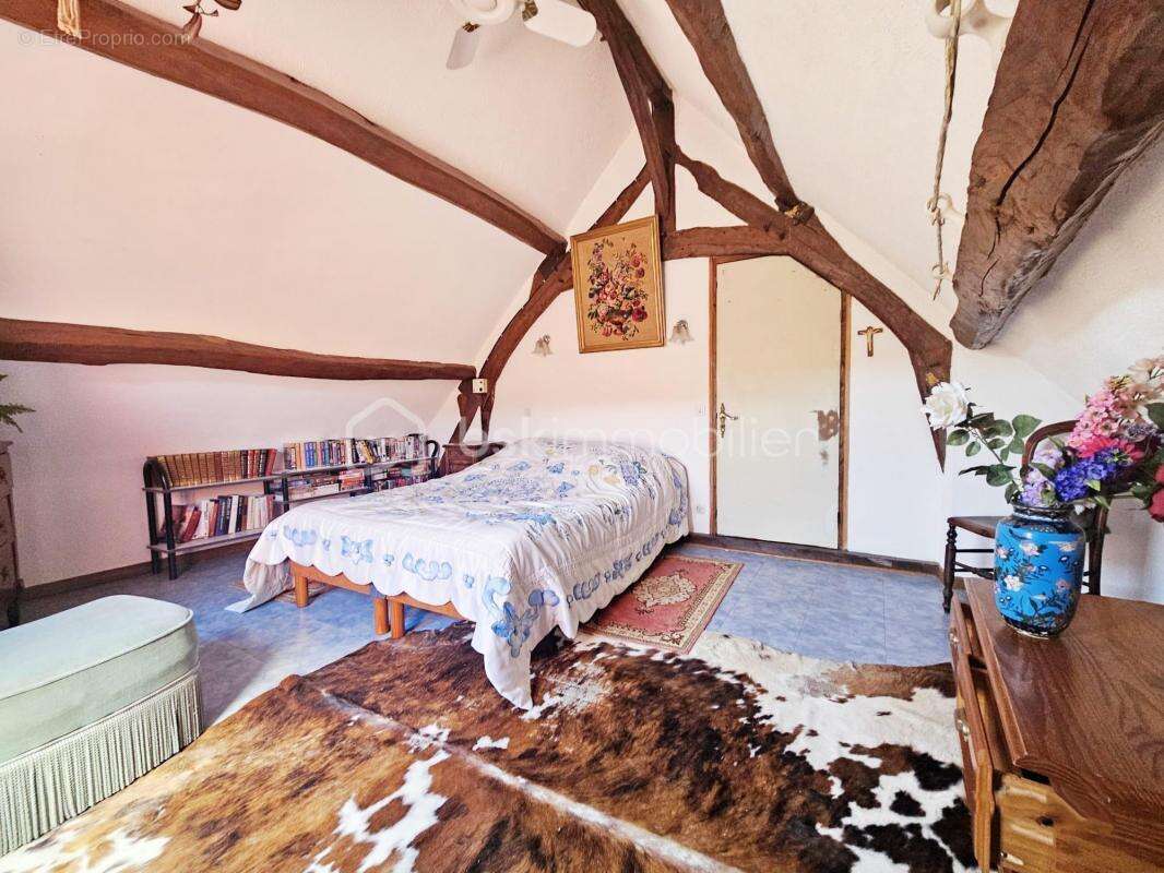 Maison à SAINT-GONDON