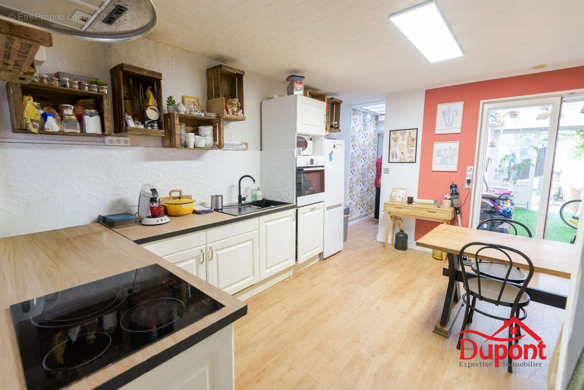 Maison à SAINT-AMAND-LES-EAUX