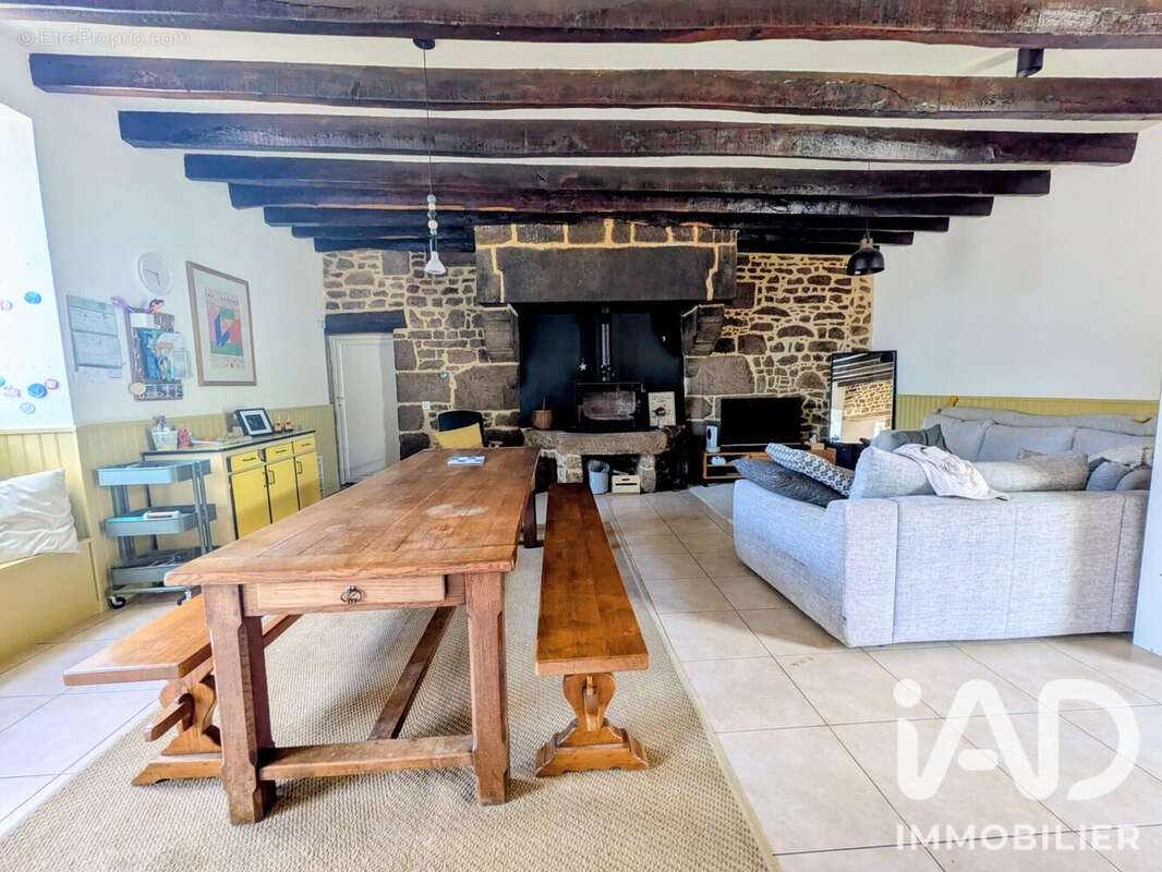 Maison 117 m² à Villamee  - photo 3