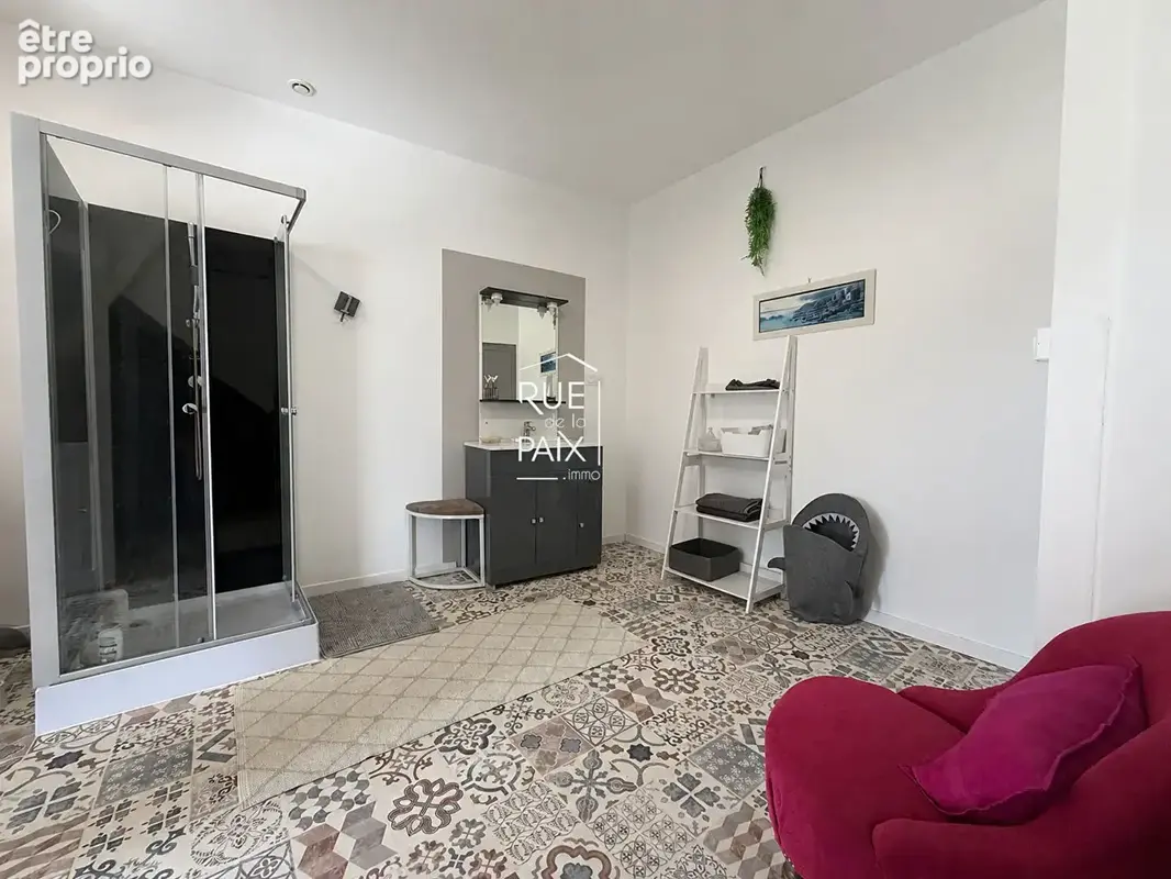 Maison de caractère - Saint-Maixent-l'École -  275 m2 - photo 14