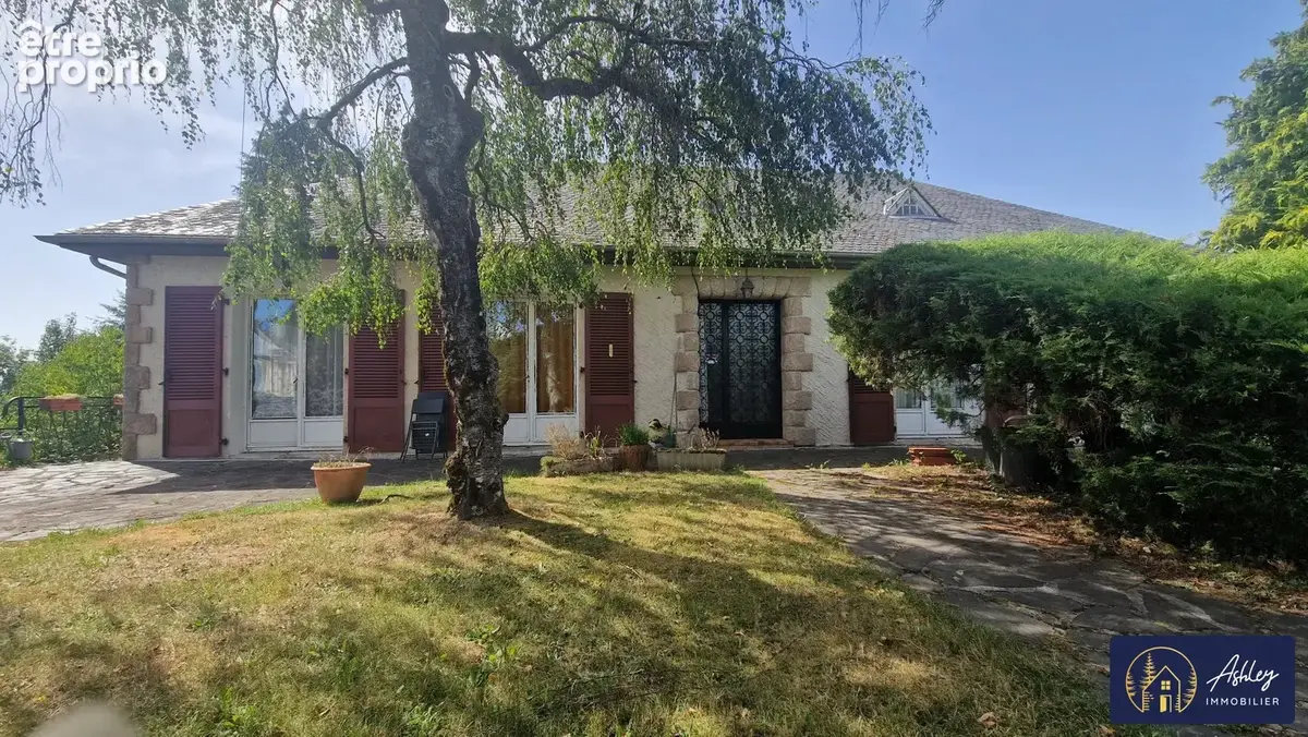 Photo Maison à Correze au prix de 172 000€