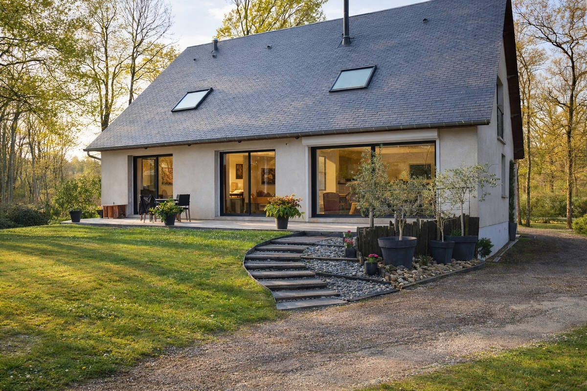Maison à CHEVILLON-SUR-HUILLARD