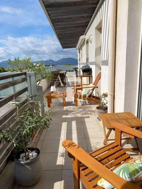 Appartement à LE CANNET