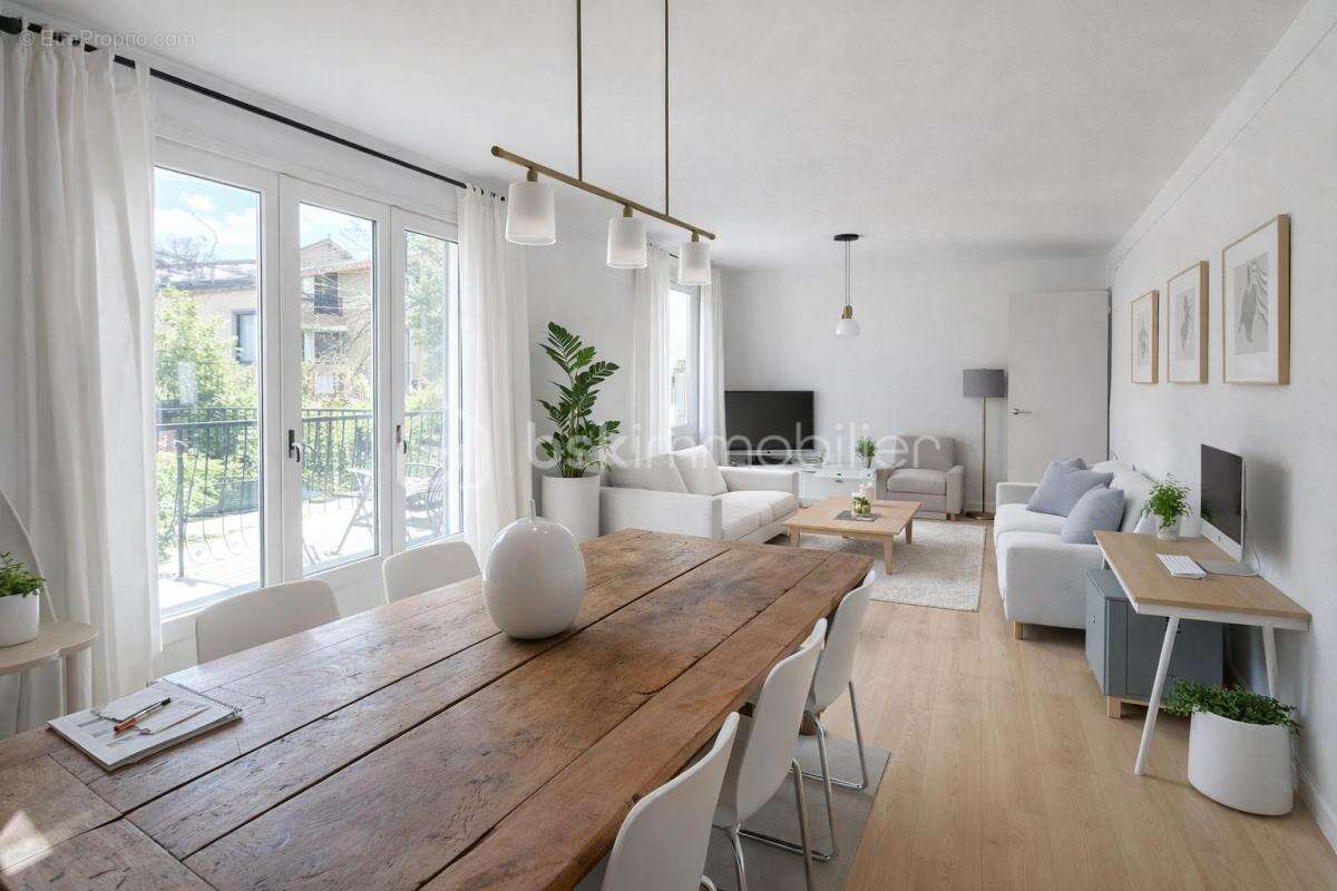 Maison à SAINT-JEAN-DE-VEDAS