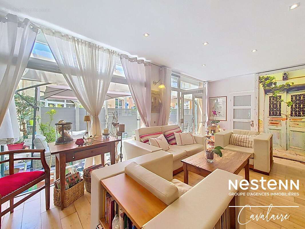 Appartement à COGOLIN