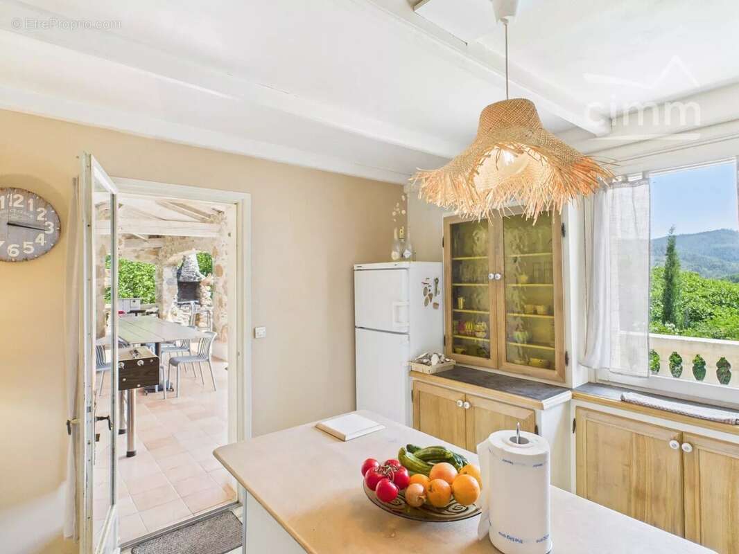 Maison à MOLIERES-SUR-CEZE