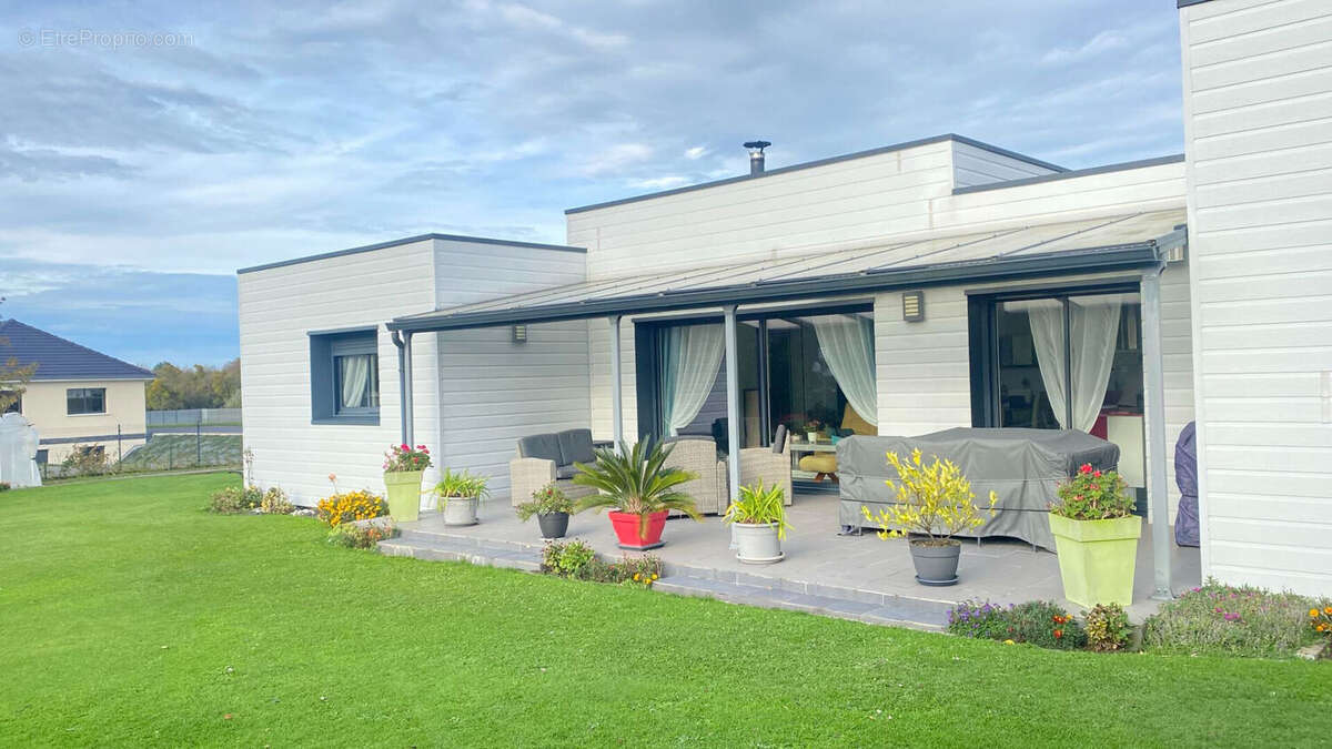 Maison à LE BOIS-ROBERT