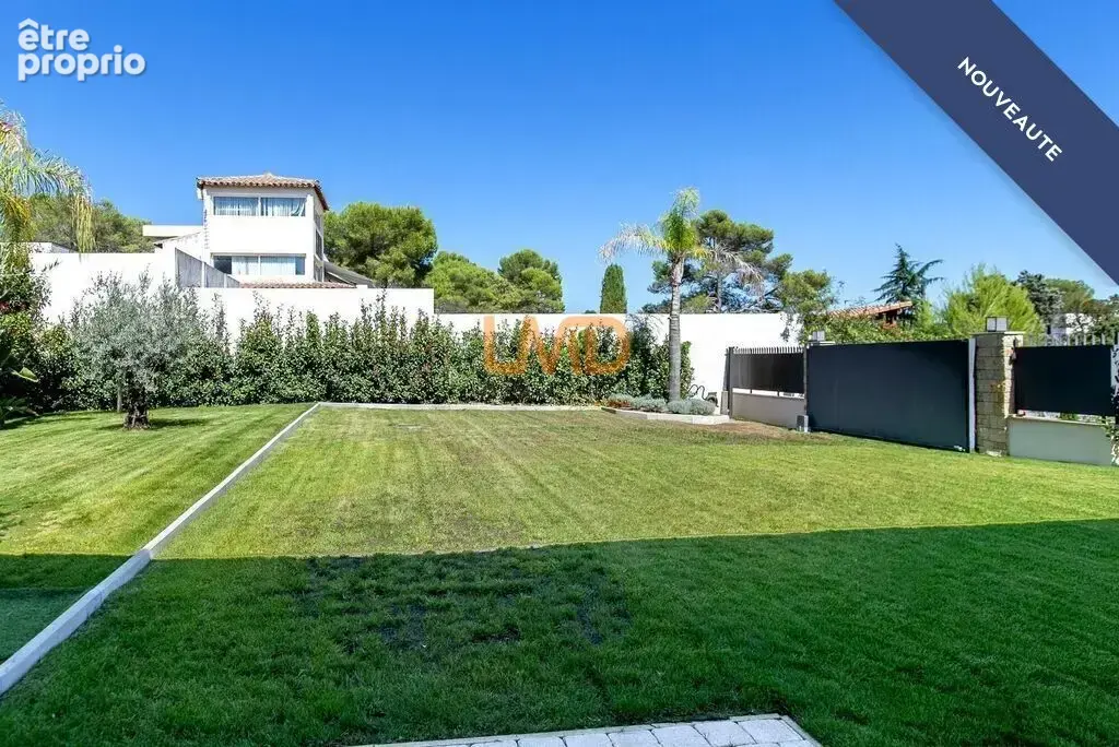 (06) Mouans Sartoux - Magnifique Villa Contemporaine de 280m2 Ne - photo 24