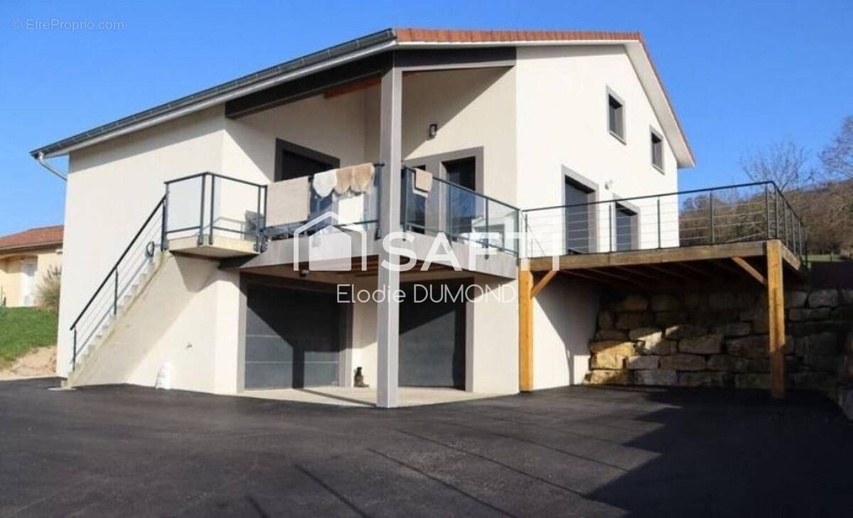 Photo 1 - Maison à SAINT-AMOUR