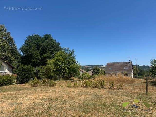 Maison 65 m² à Chamberet  - photo 4