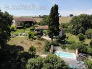 Maison à VIC-FEZENSAC