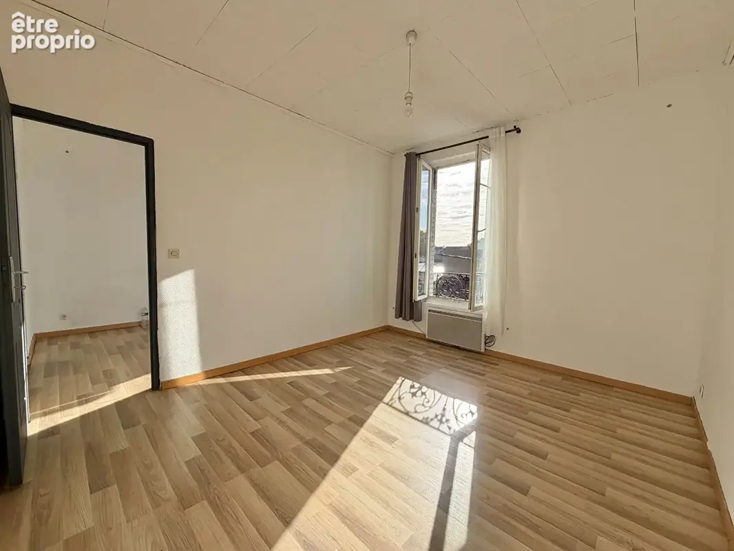 Photo Appartement à Aubervilliers au prix de 129 900€