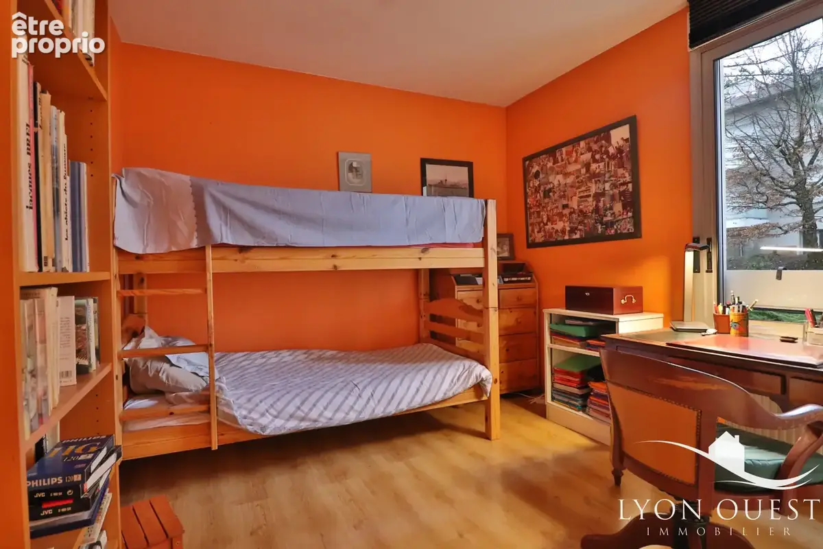 Appartement au centre de Charbonnières-les-Bains - photo 12
