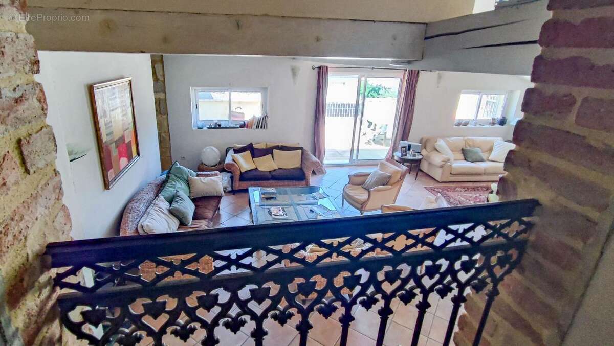 Maison à ALLEGRE-LES-FUMADES