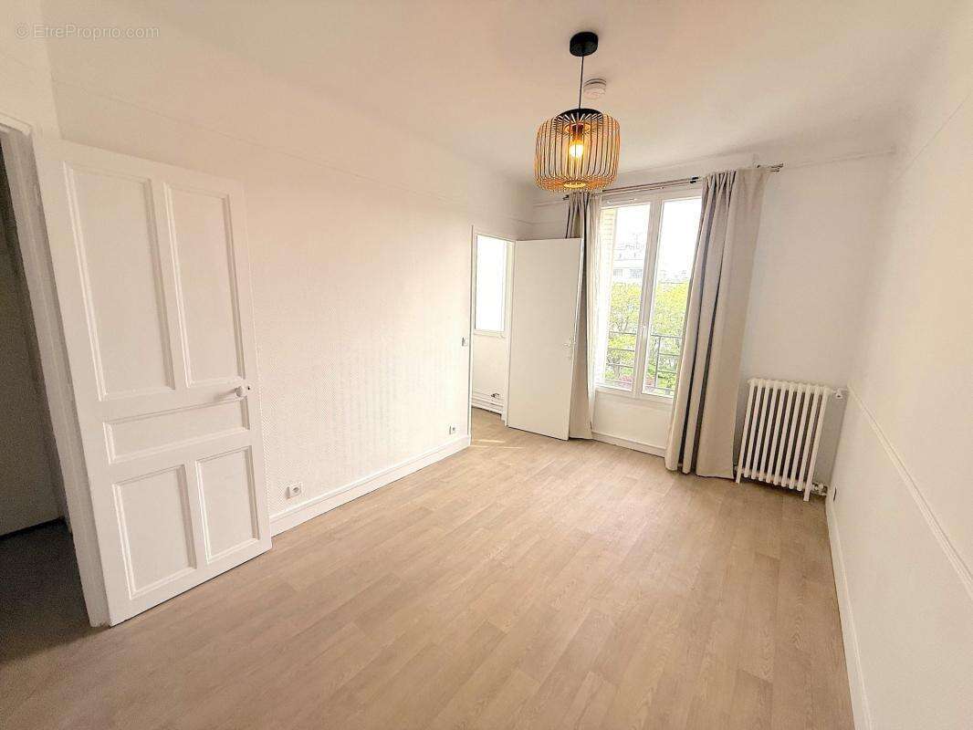 Appartement à SAINT-MAUR-DES-FOSSES