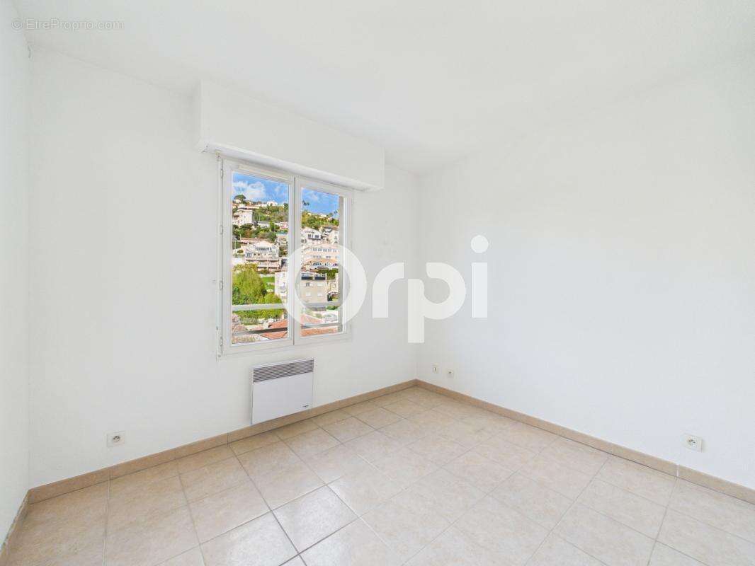 Appartement à MANDELIEU-LA-NAPOULE