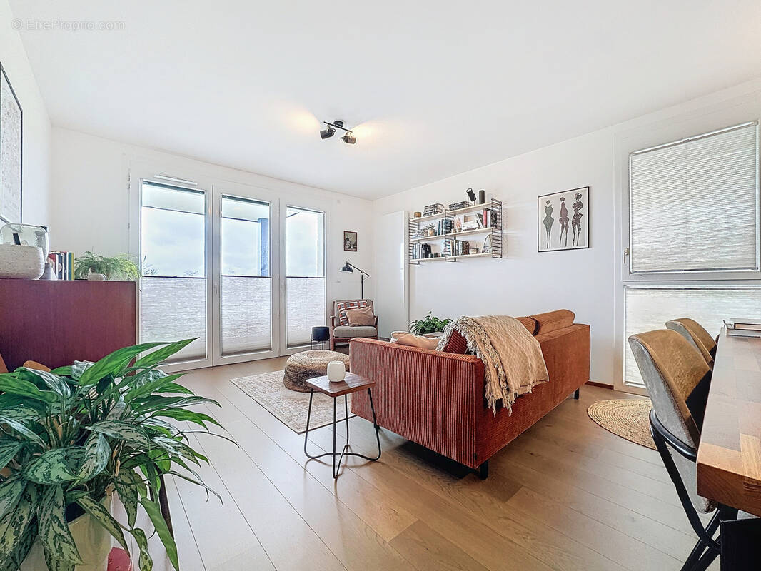 Appartement à FERNEY-VOLTAIRE