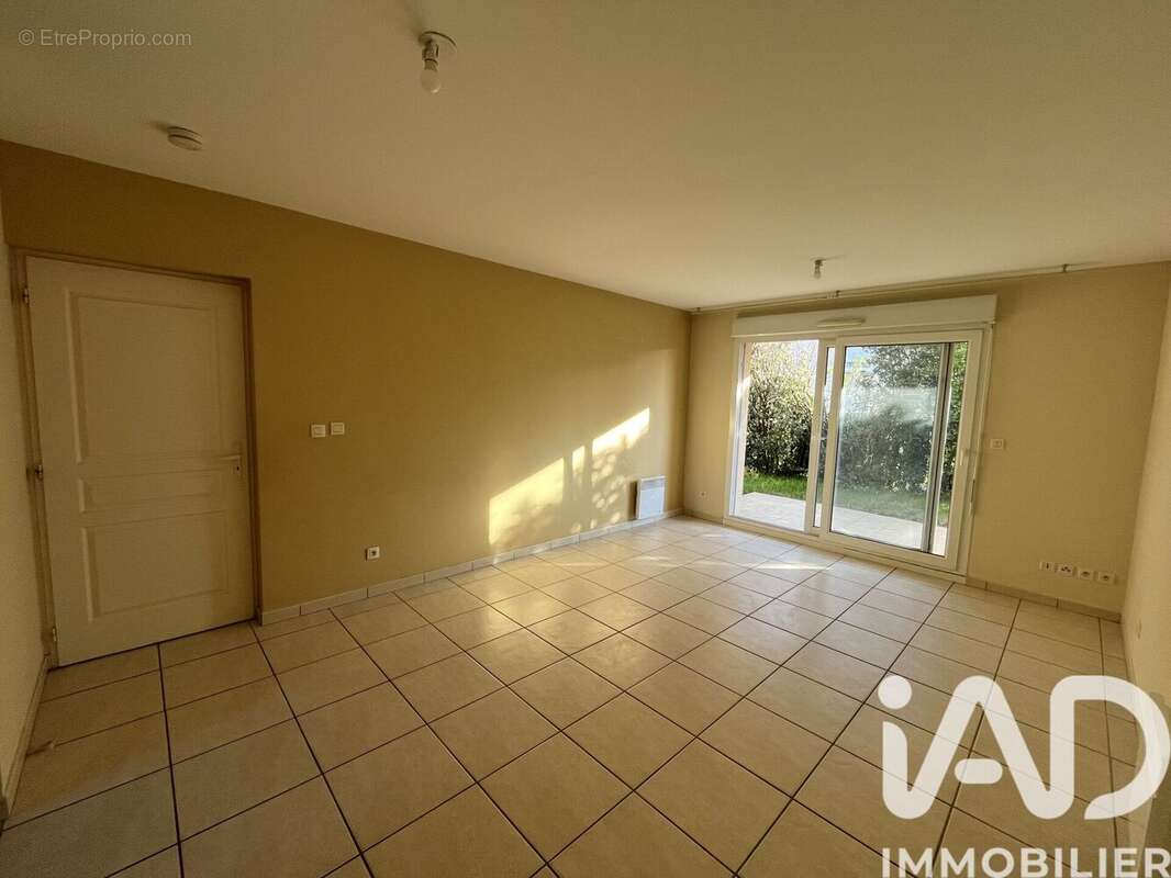 Appartement 65 m² à Saint-Paul-Trois-Chateaux  - photo 9