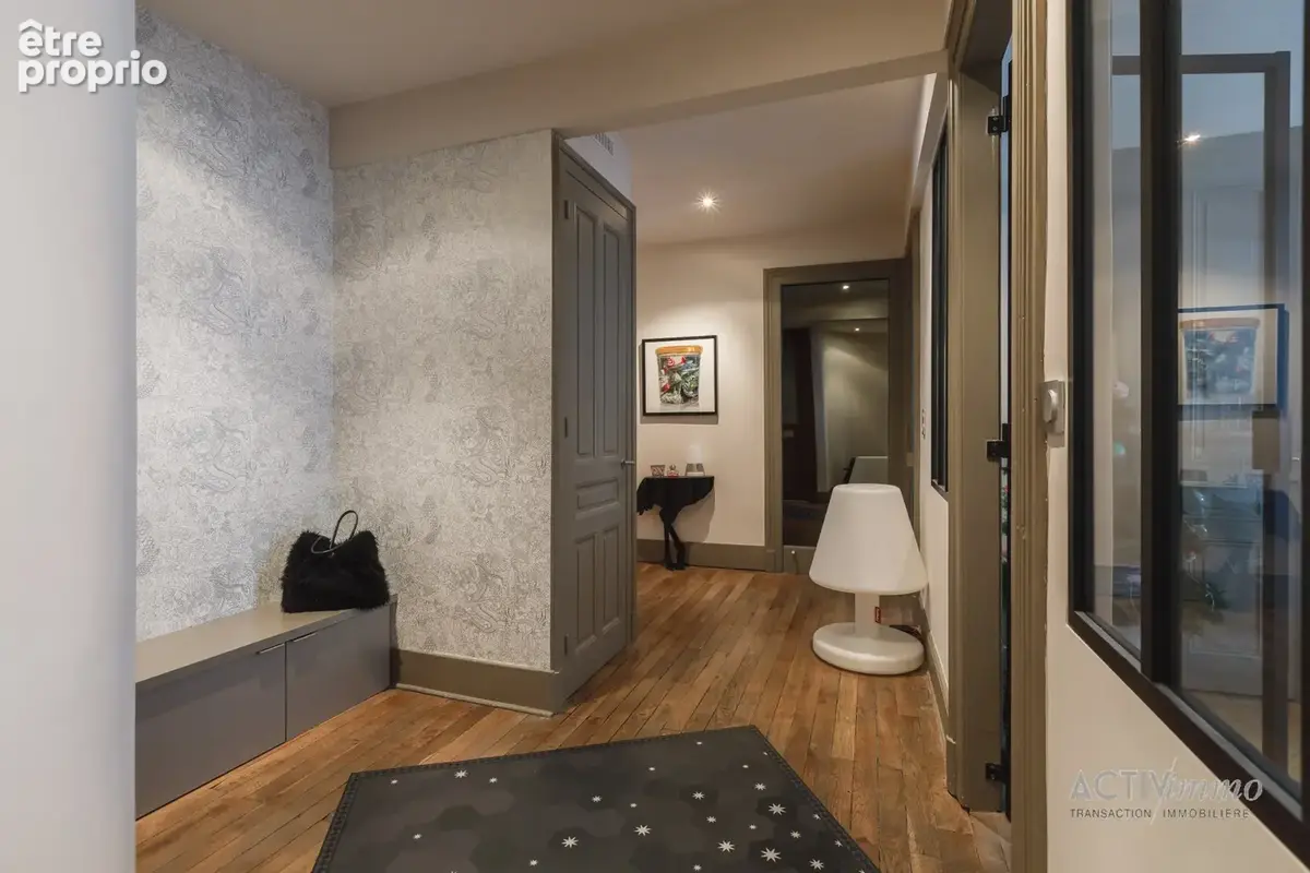 Sublime appartement - Copropriété avec ascenseur - photo 8