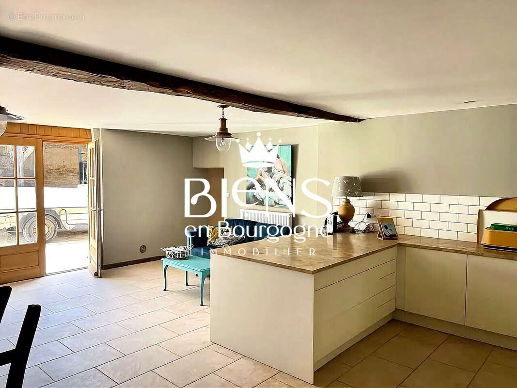 Maison 225 m² à Pommard  - photo 3