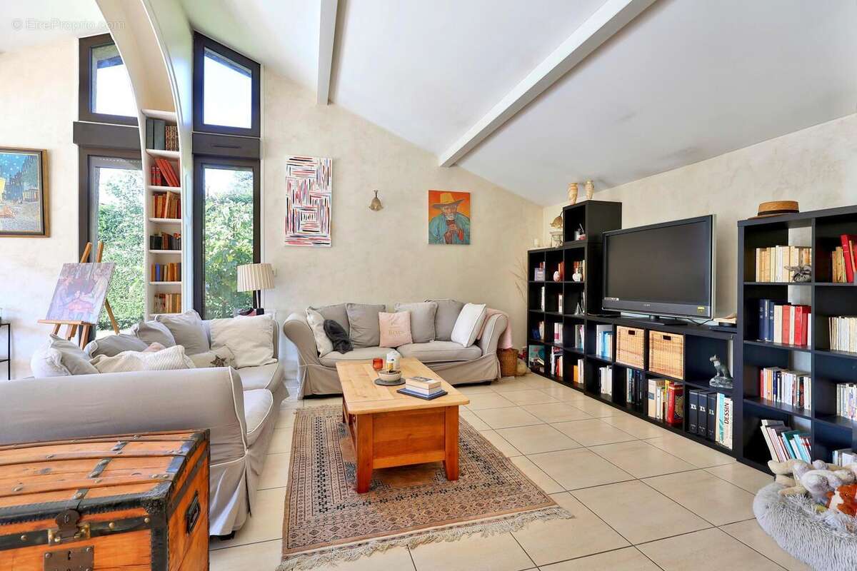 Photo 4 - Maison à JASSANS-RIOTTIER