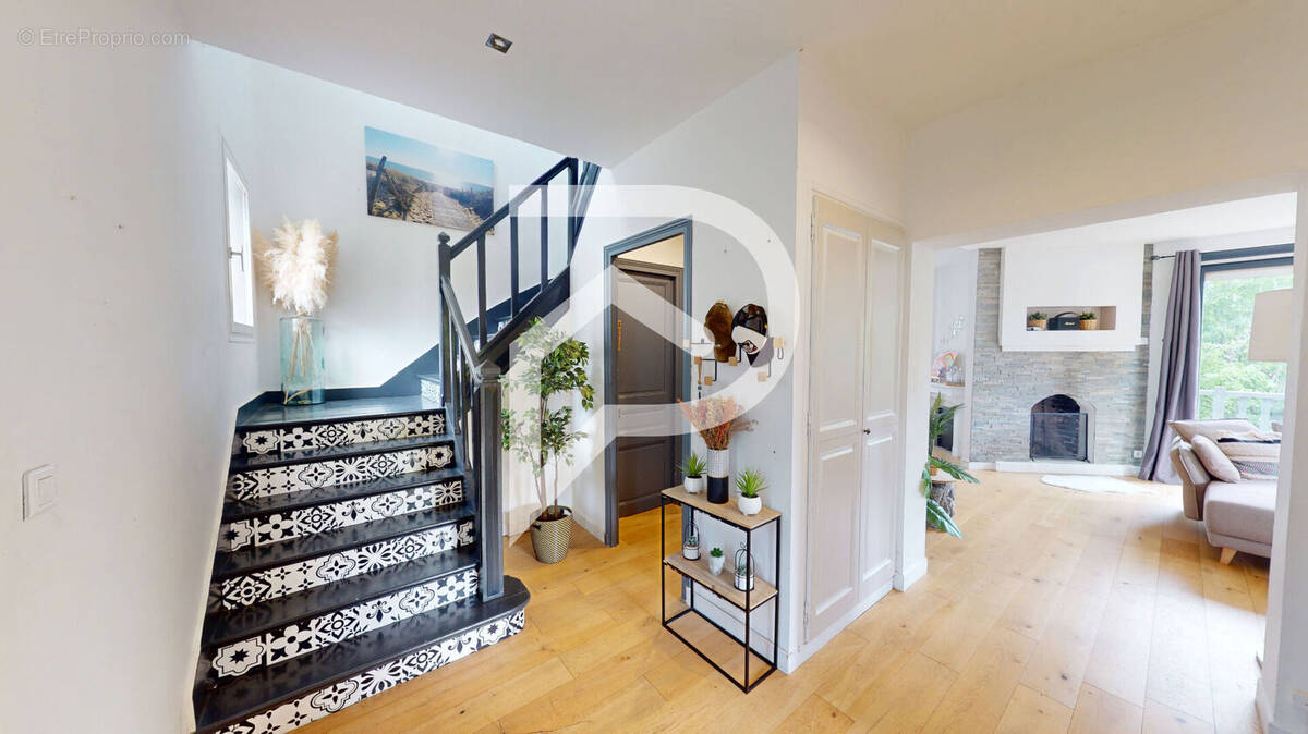 Maison à HARDRICOURT