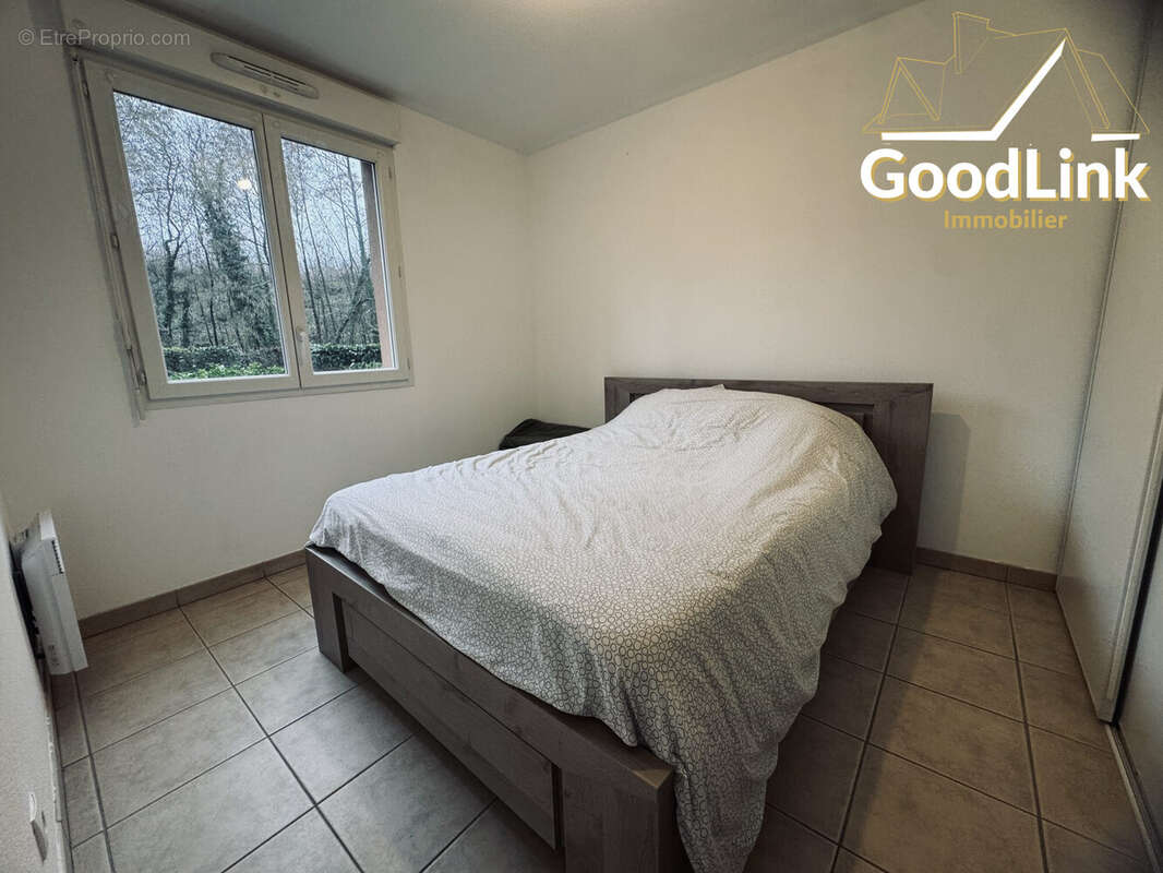 Appartement à LA RIVIERE-SAINT-SAUVEUR