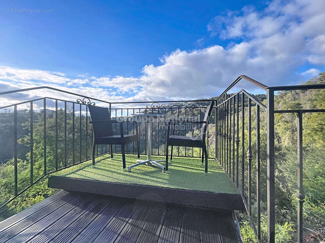 Maison à MANDELIEU-LA-NAPOULE