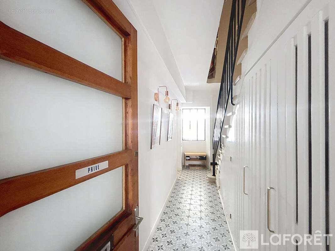 Maison à COURTHEZON