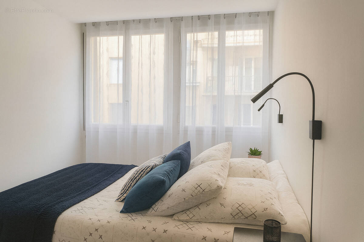 Appartement à MARSEILLE-5E