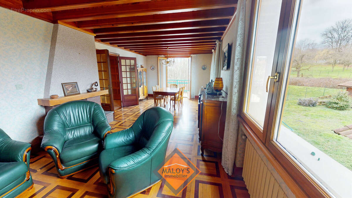 Maison à CHAZAY-D'AZERGUES