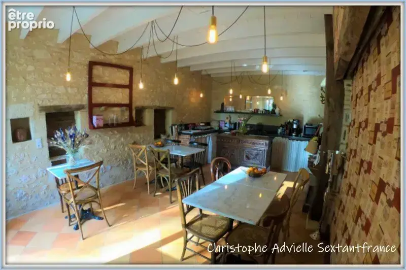 Ensemble immobilier, habitation 230 M2, 5 chambres d'hôtes, 2 gîtes, piscine sur 1 Ha - photo 8