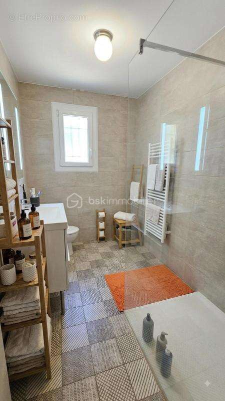 Villa de plain-pied t5 avec piscine, grand terrain et potentiel de studio indépendant – flassans-sur-issole - photo 17
