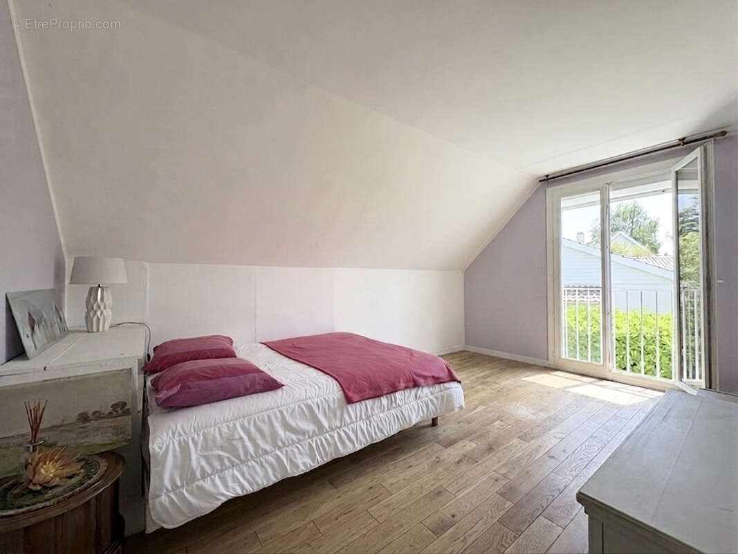 Maison à PLAISIR