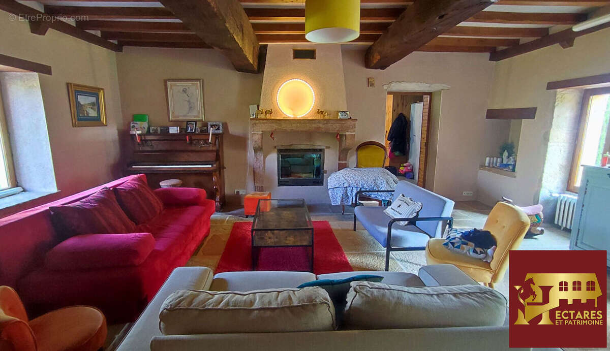 Propriété avec gîte et 3,6 ha - photo 4